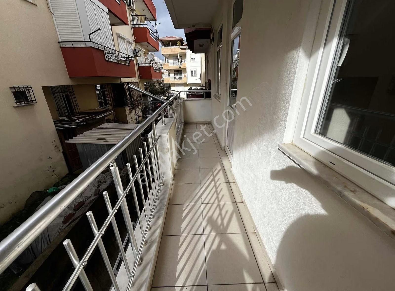 Öz Yıldız Emlaktan Emek Mahallesinde 2+1 Kiralık Daire - Görsel 2