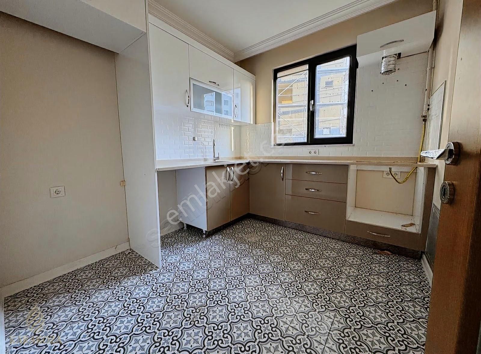 Çekmeköy Sultançiftliği Mahallesinde Kiralık 2+1 Daire - Görsel 11