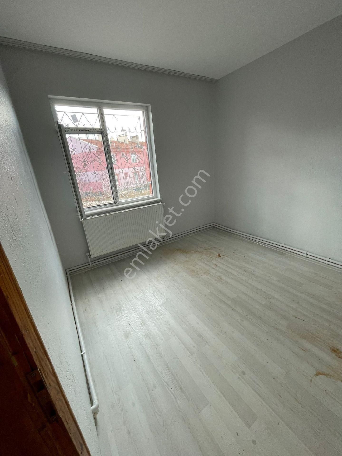 Sancak Mahallesinde Kiralık 3+1 Yüksek Zemin Daire - Görsel 4