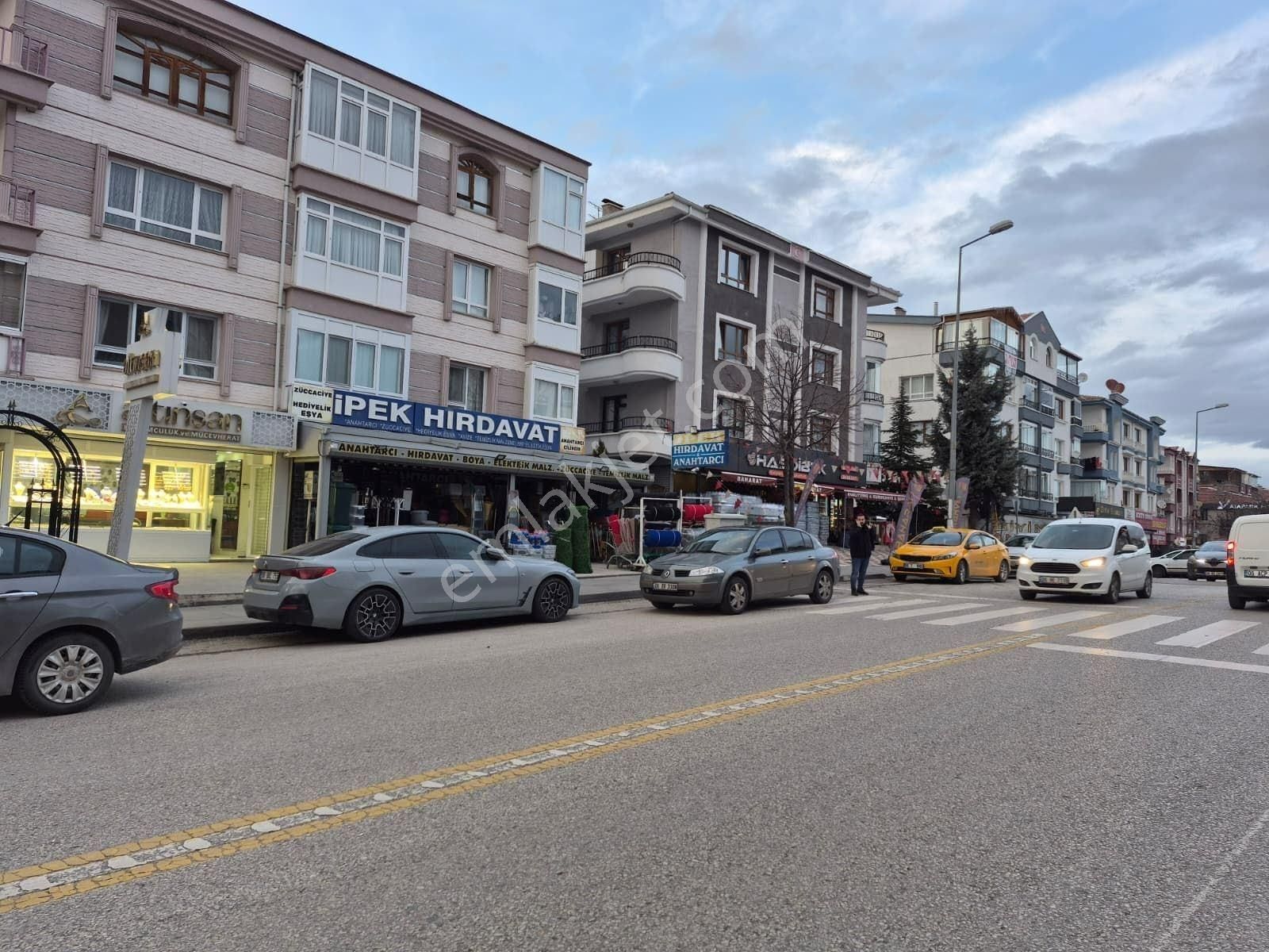 Atapark'ta Kiralık 3+1 Bağımsız Asansörlü - Görsel 16