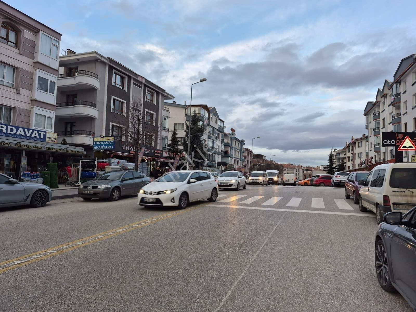 Atapark'ta Kiralık 3+1 Bağımsız Asansörlü - Görsel 2