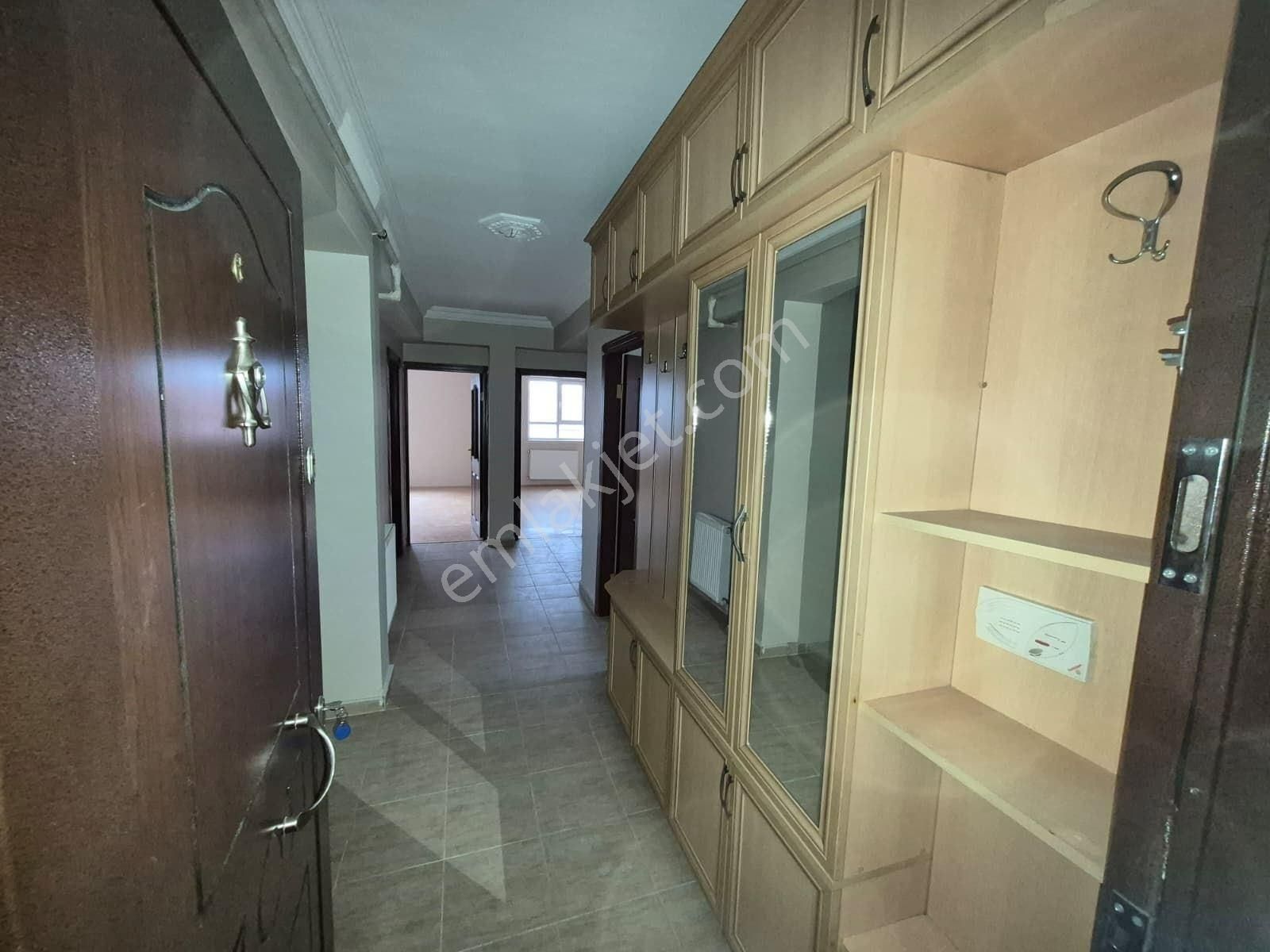 Atapark'ta Kiralık 3+1 Bağımsız Asansörlü - Görsel 21