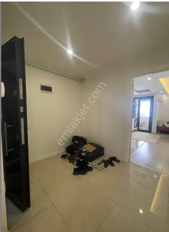 Cennet Mah. Yeni Bina'da 2+1 Yüksek Giriş Kiralık Daire - Görsel 12