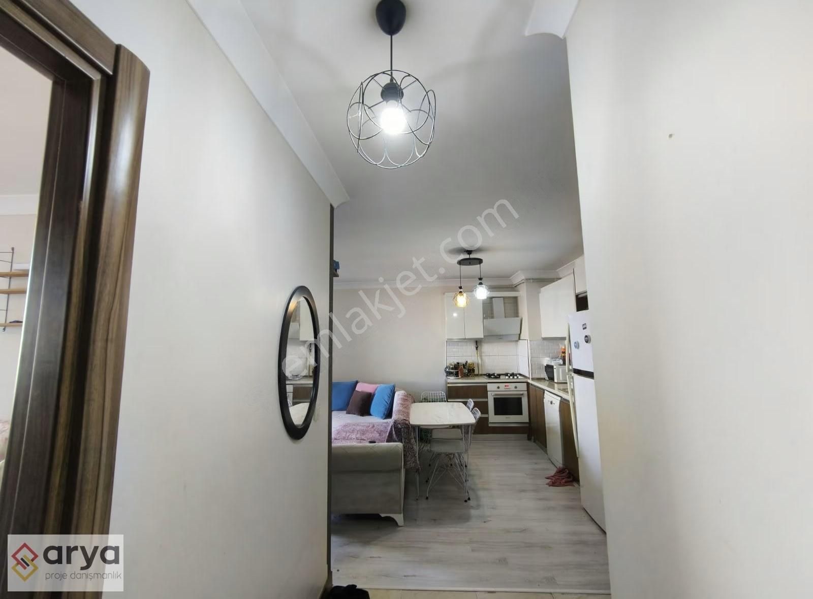 Kullanışlı Satılık 2+1 Daire - Görsel 15