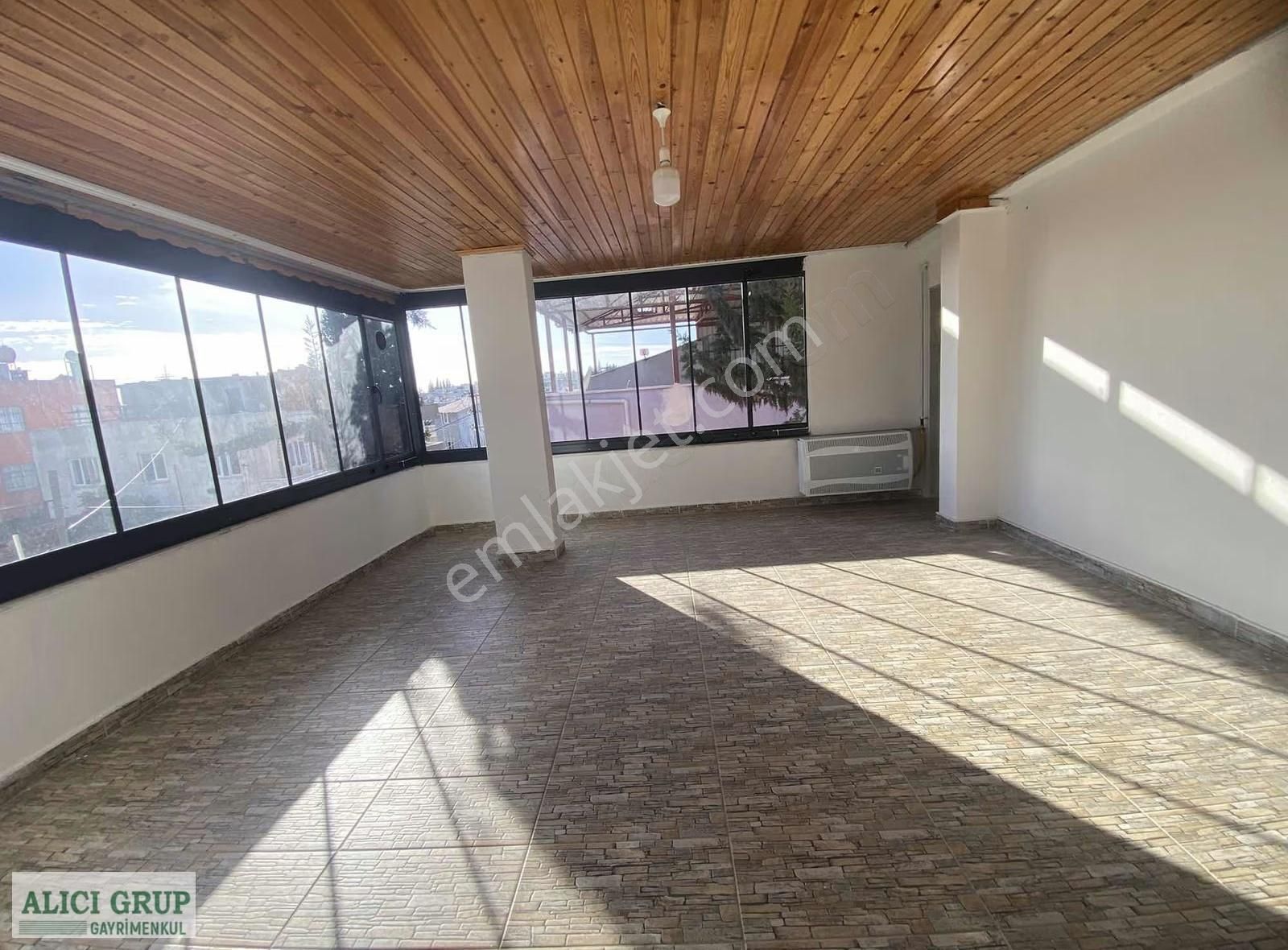 Doğalgazlı Kiralık 3. Kat