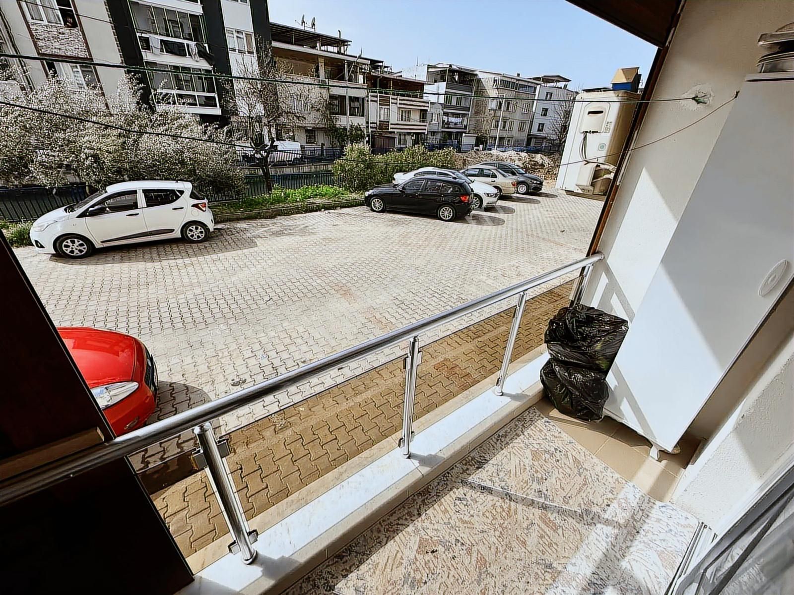 Buca Seyfi Demirsoy Hastane Yakını 3+1 140 M2 Satılık Daire - Görsel 17
