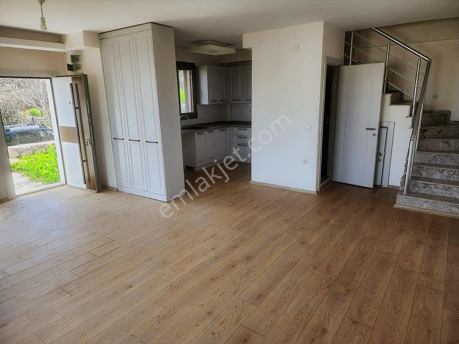 Mordoğan Emlaktan Saipaltında Sıfır Kiralık Yazlık - Görsel 21