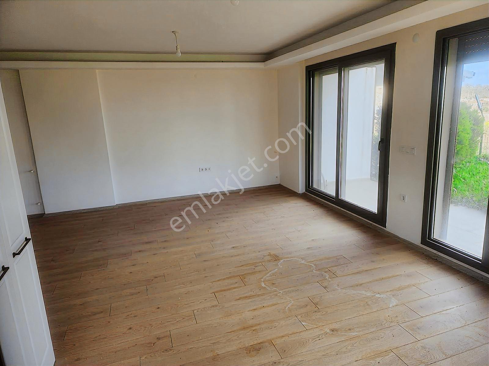 Mordoğan Emlaktan Saipaltında Sıfır Kiralık Yazlık - Görsel 18