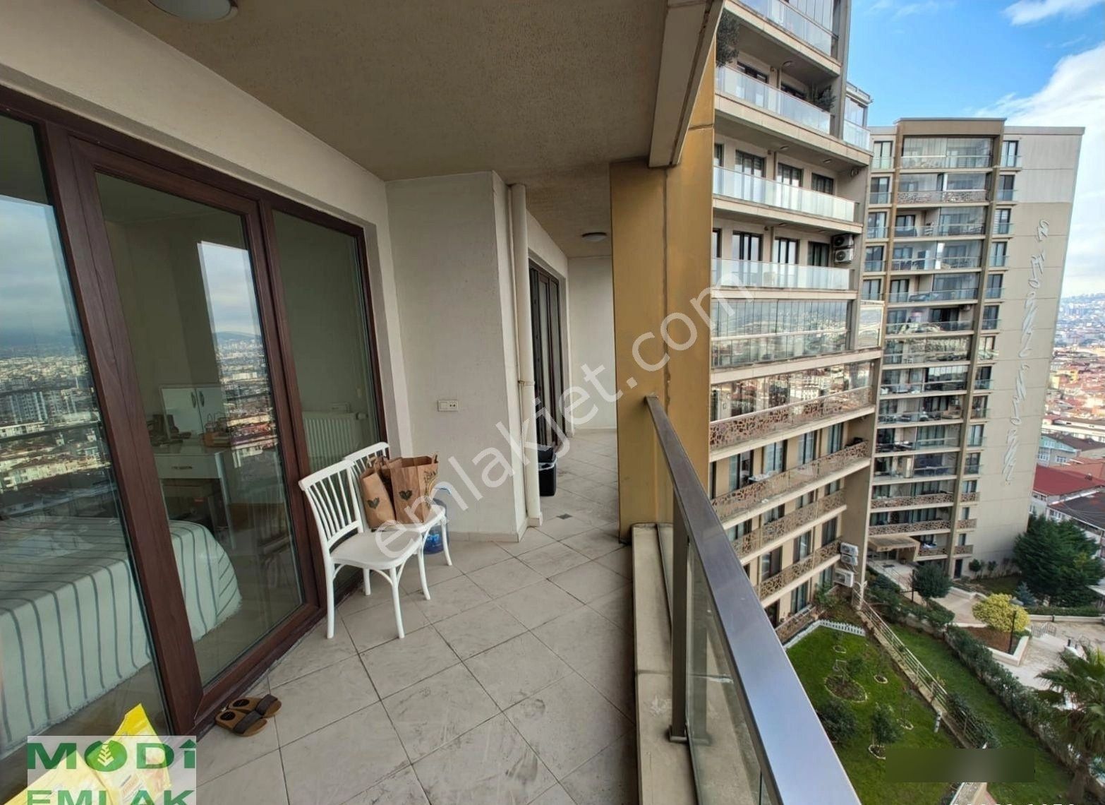 Evora A Parsel De Geniş Balkonlu Büyük Tip Satılık 1+1 - Görsel 5