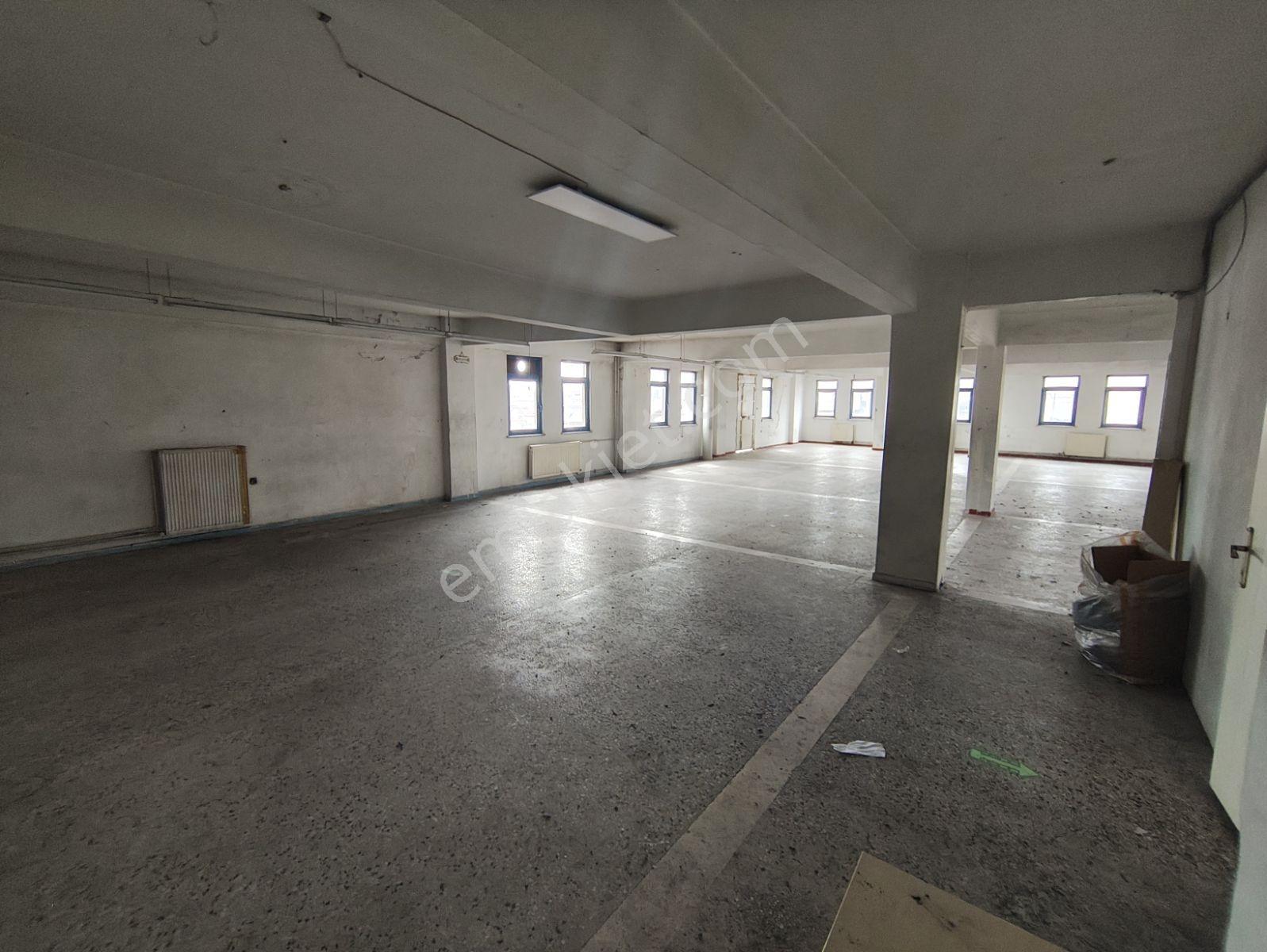 Enes Malik Toraman'dan Kiralık 475 M2 Atölyeye Uygun İşyeri - Görsel 23