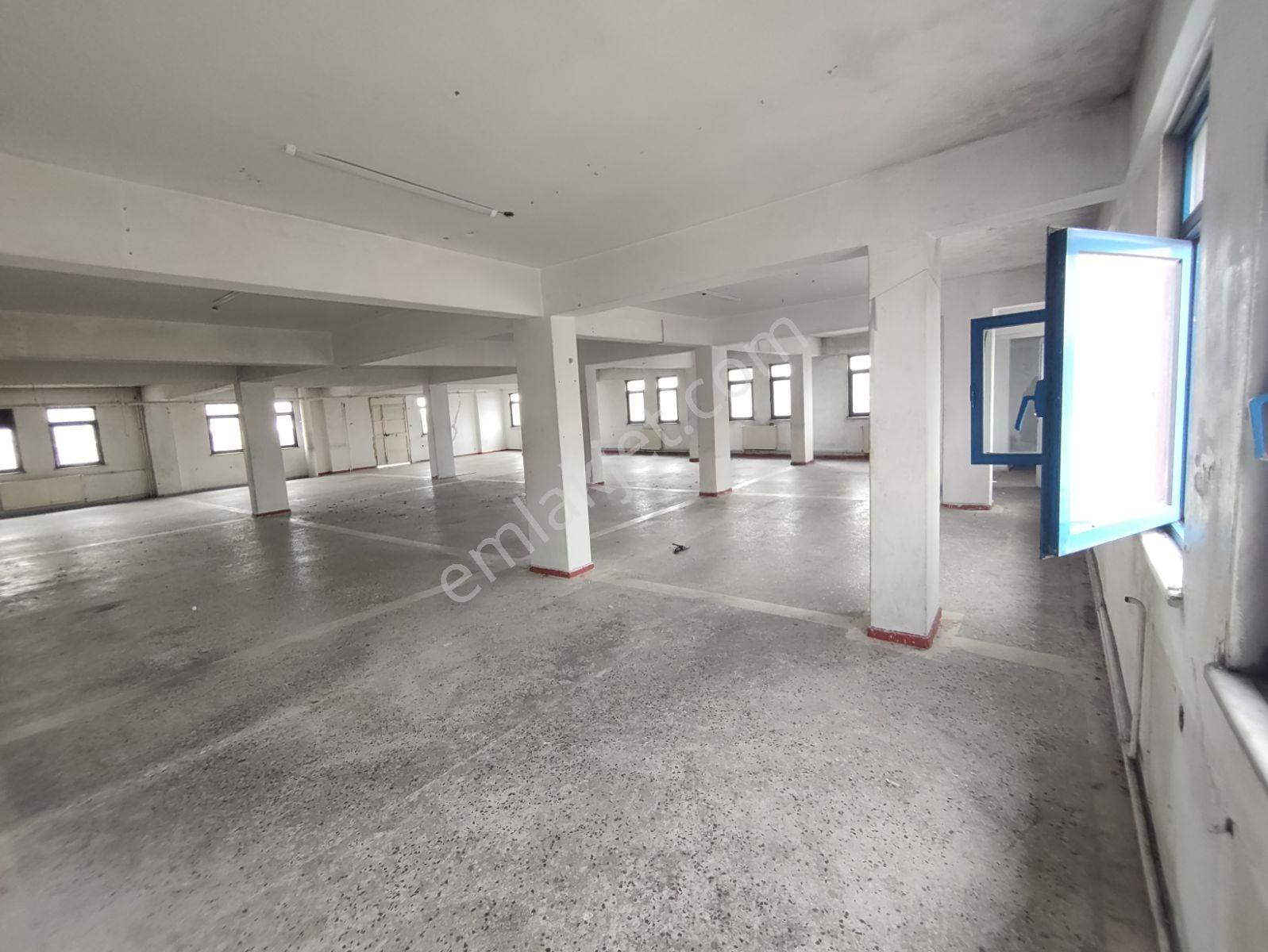 Enes Malik Toraman'dan Kiralık 475 M2 Atölyeye Uygun İşyeri - Görsel 18