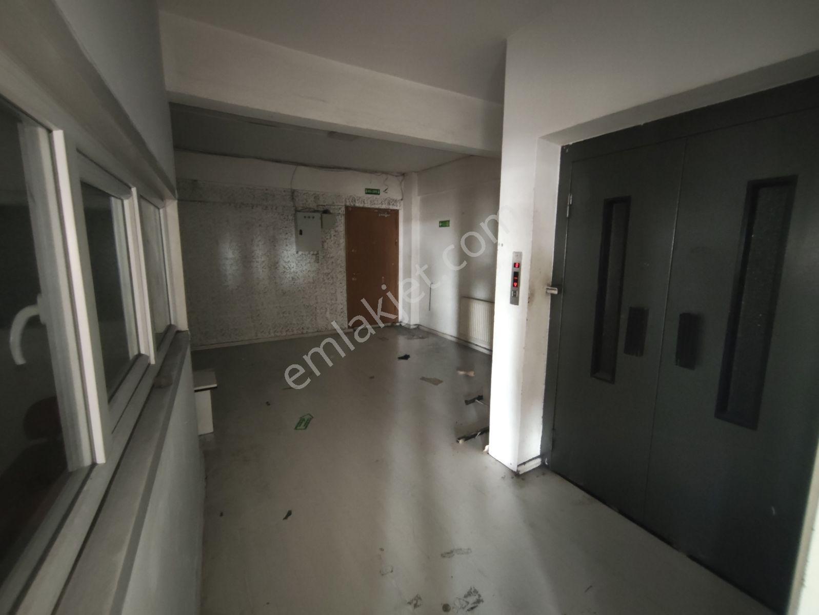 Enes Malik Toraman'dan Kiralık 475 M2 Atölyeye Uygun İşyeri - Görsel 33