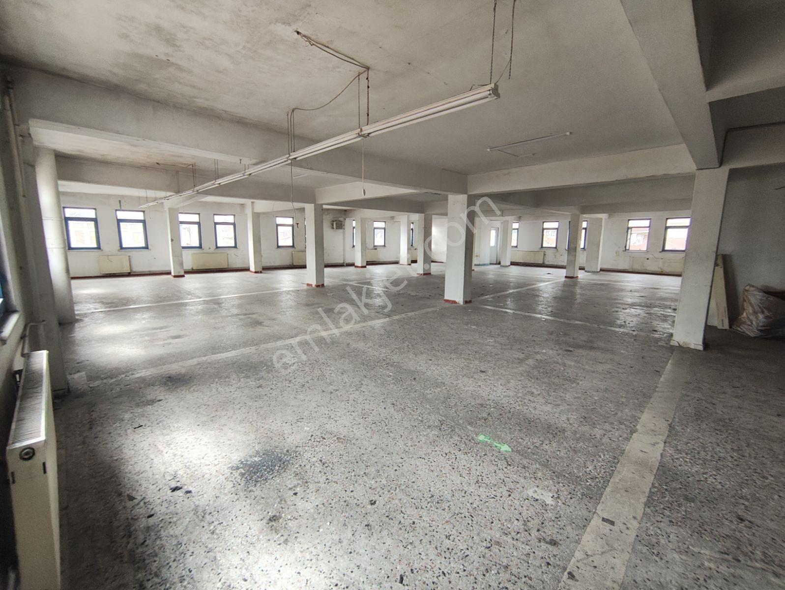 Enes Malik Toraman'dan Kiralık 475 M2 Atölyeye Uygun İşyeri - Görsel 12