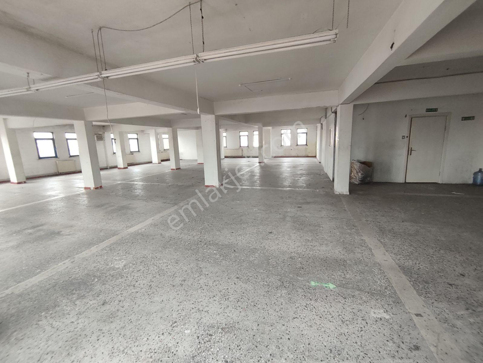 Enes Malik Toraman'dan Kiralık 475 M2 Atölyeye Uygun İşyeri - Görsel 13