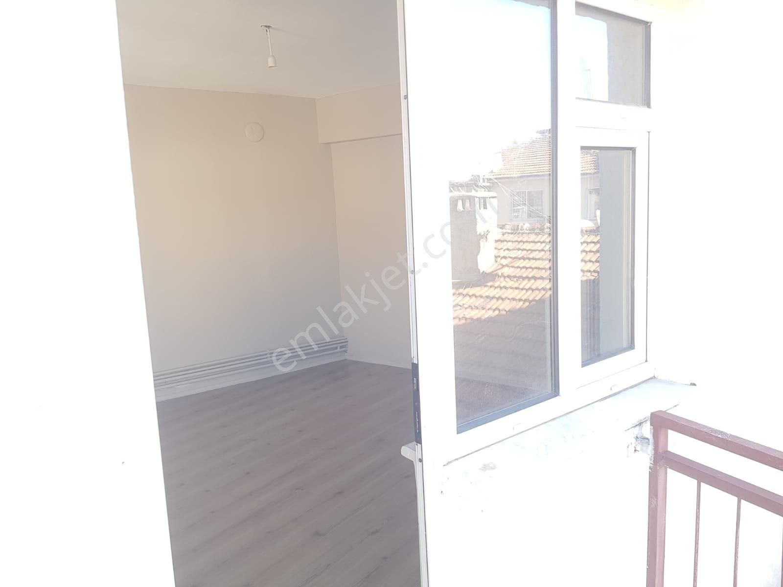 Altıparmak Ta Hem Oturmalık Hem Yatırımlık - Görsel 7