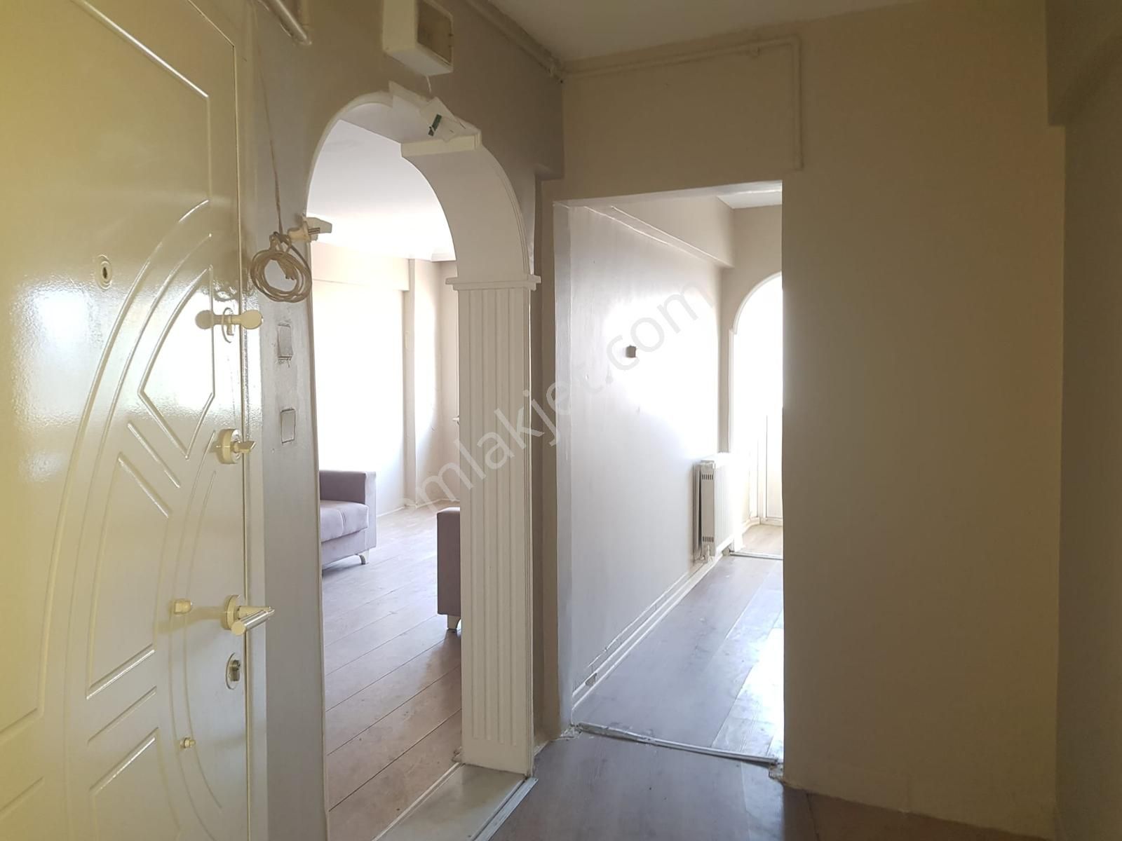 Altıparmak Ta Hem Oturmalık Hem Yatırımlık - Görsel 17