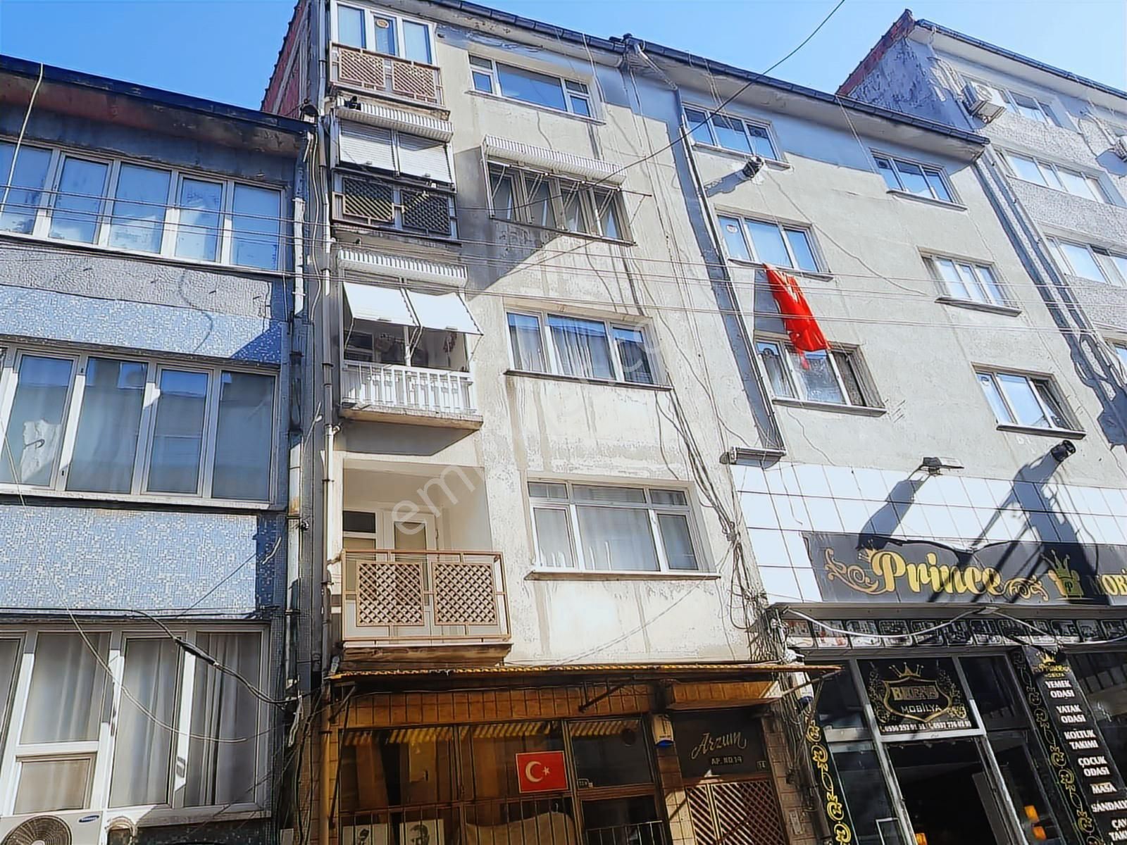 Altıparmak Ta Hem Oturmalık Hem Yatırımlık - Görsel 15