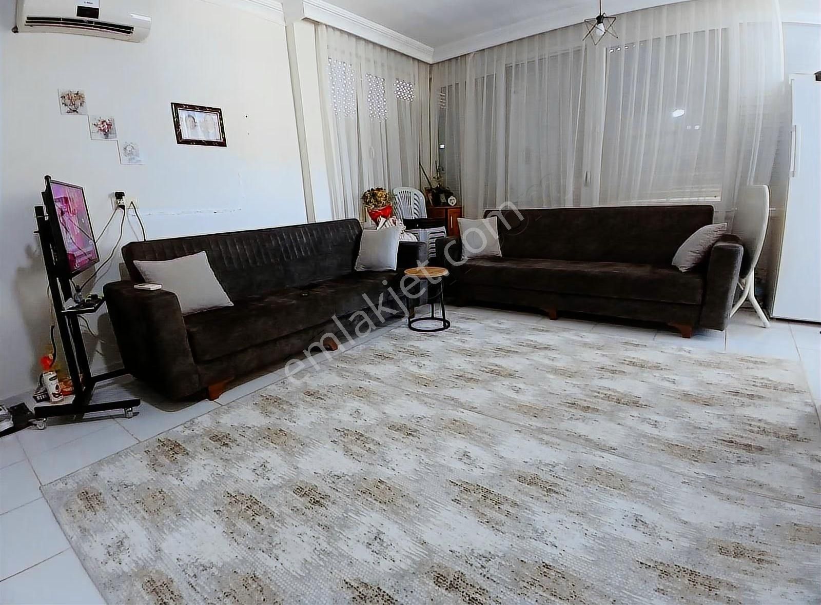 Yayla Mahallesinde Satılık 2+1 Arakat Asansörlü Daire