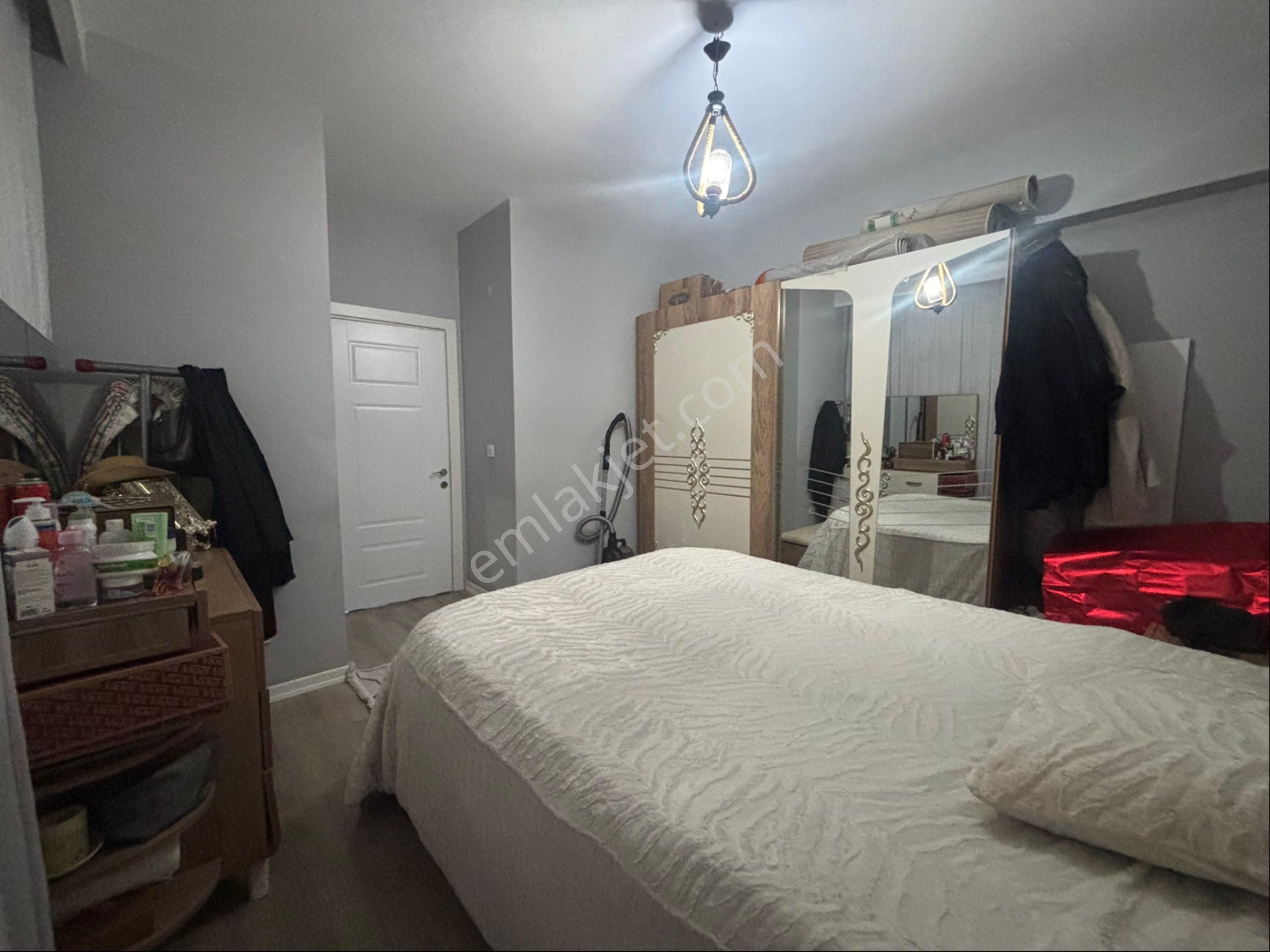 Site İçinde Havuzlu Otoparlı Yerden Isıtmalı 2+1 Arakat - Görsel 15