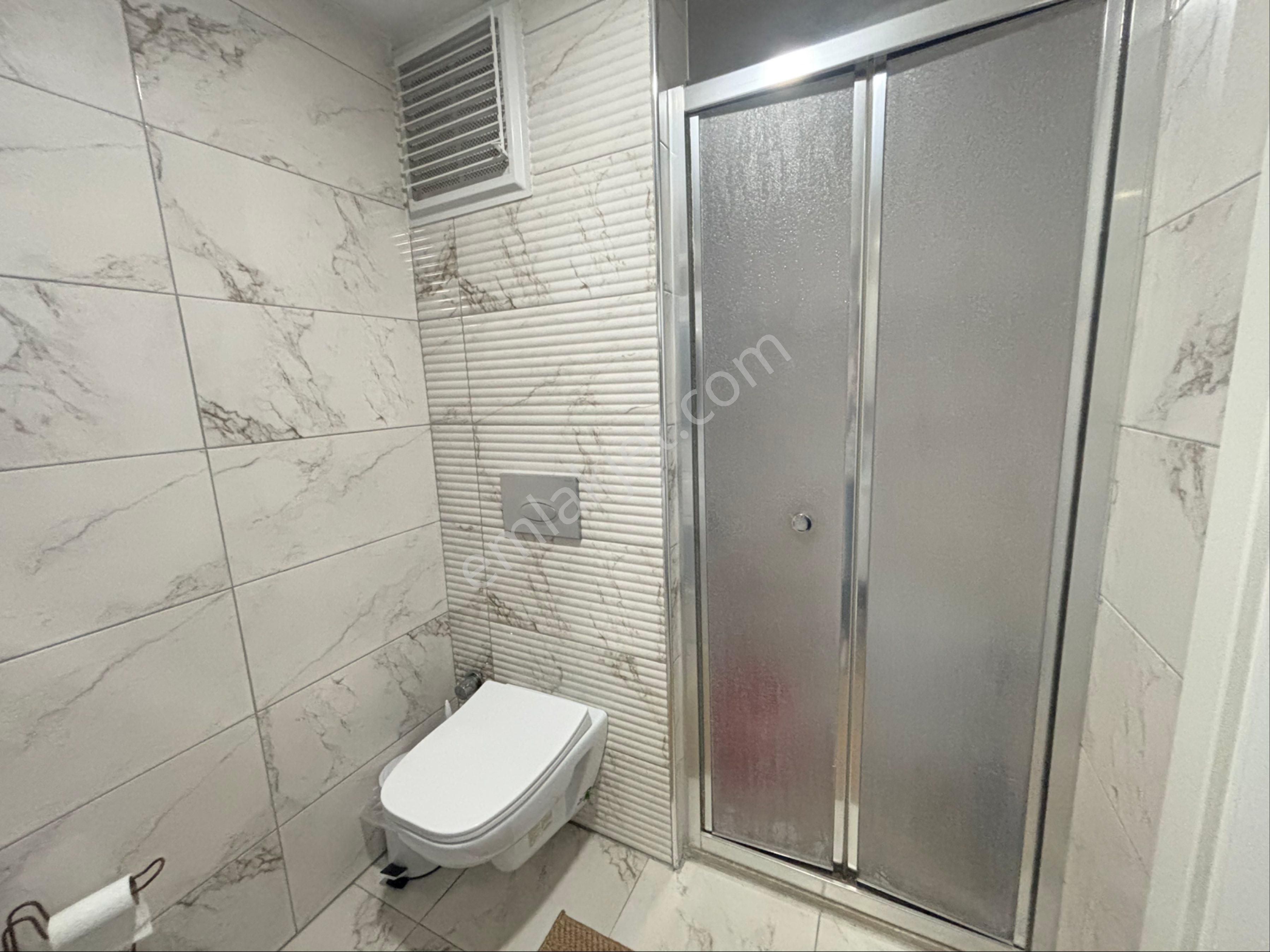 Site İçinde Havuzlu Otoparlı Yerden Isıtmalı 2+1 Arakat - Görsel 12