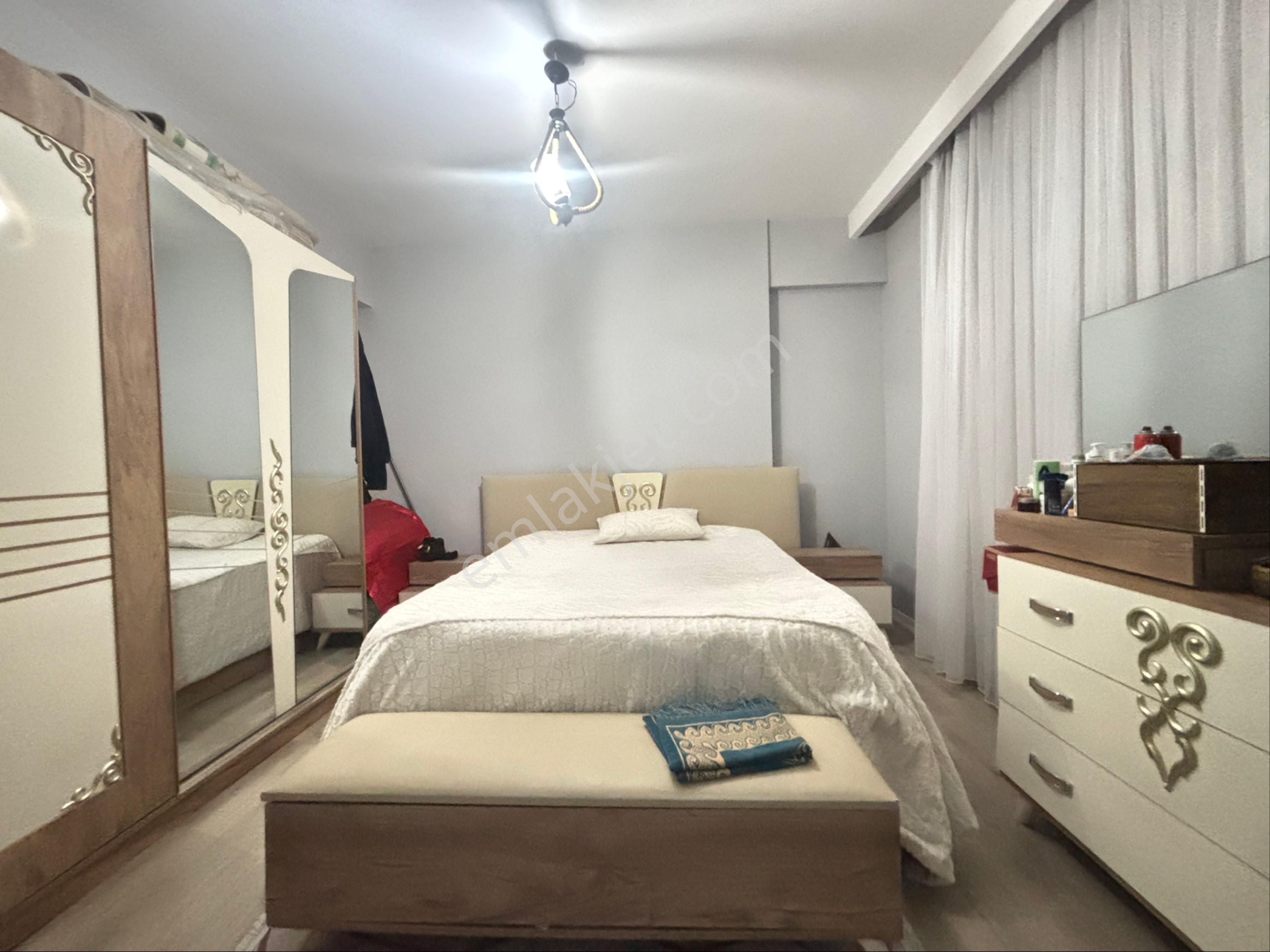 Site İçinde Havuzlu Otoparlı Yerden Isıtmalı 2+1 Arakat - Görsel 13