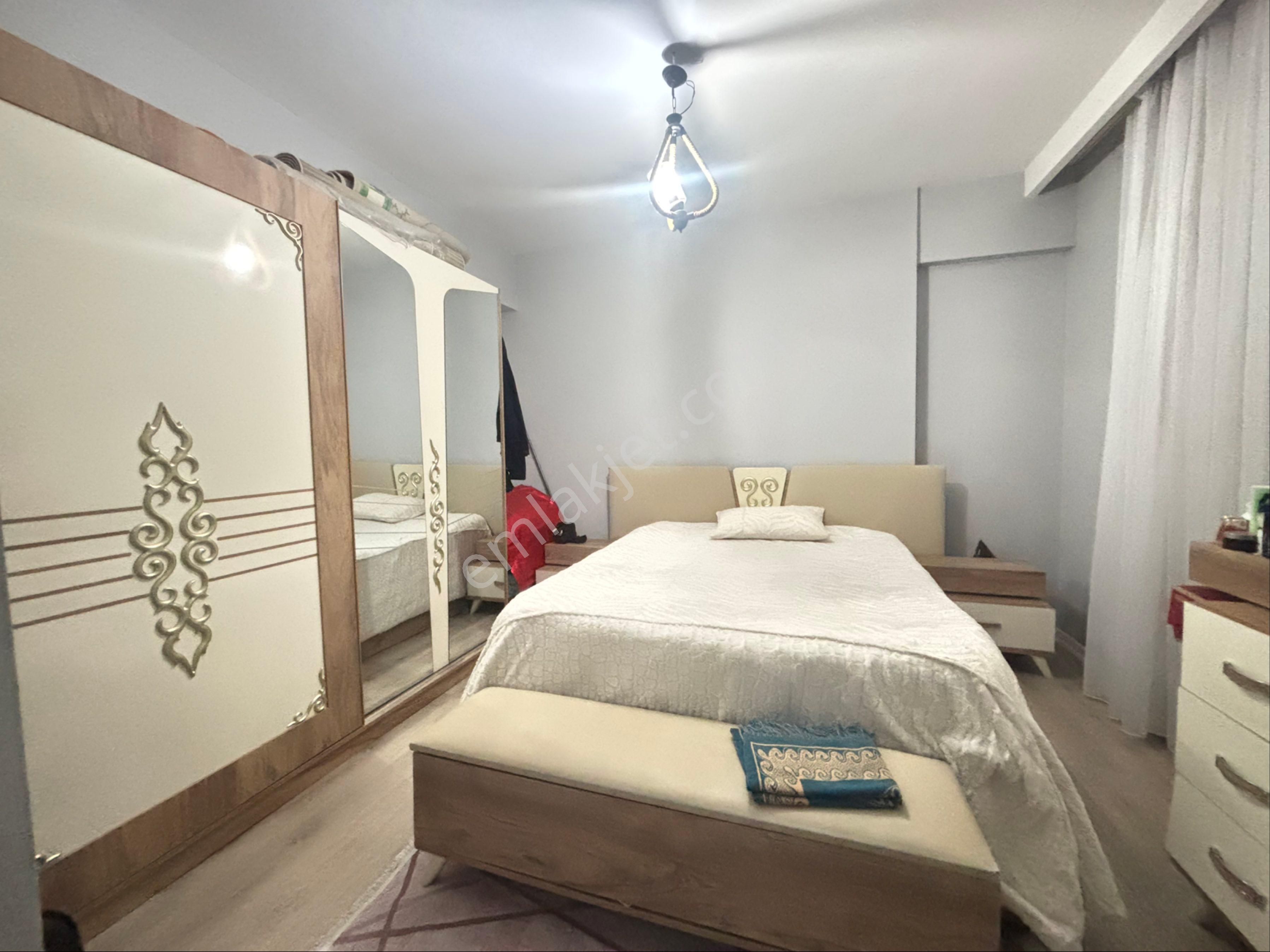 Site İçinde Havuzlu Otoparlı Yerden Isıtmalı 2+1 Arakat - Görsel 14