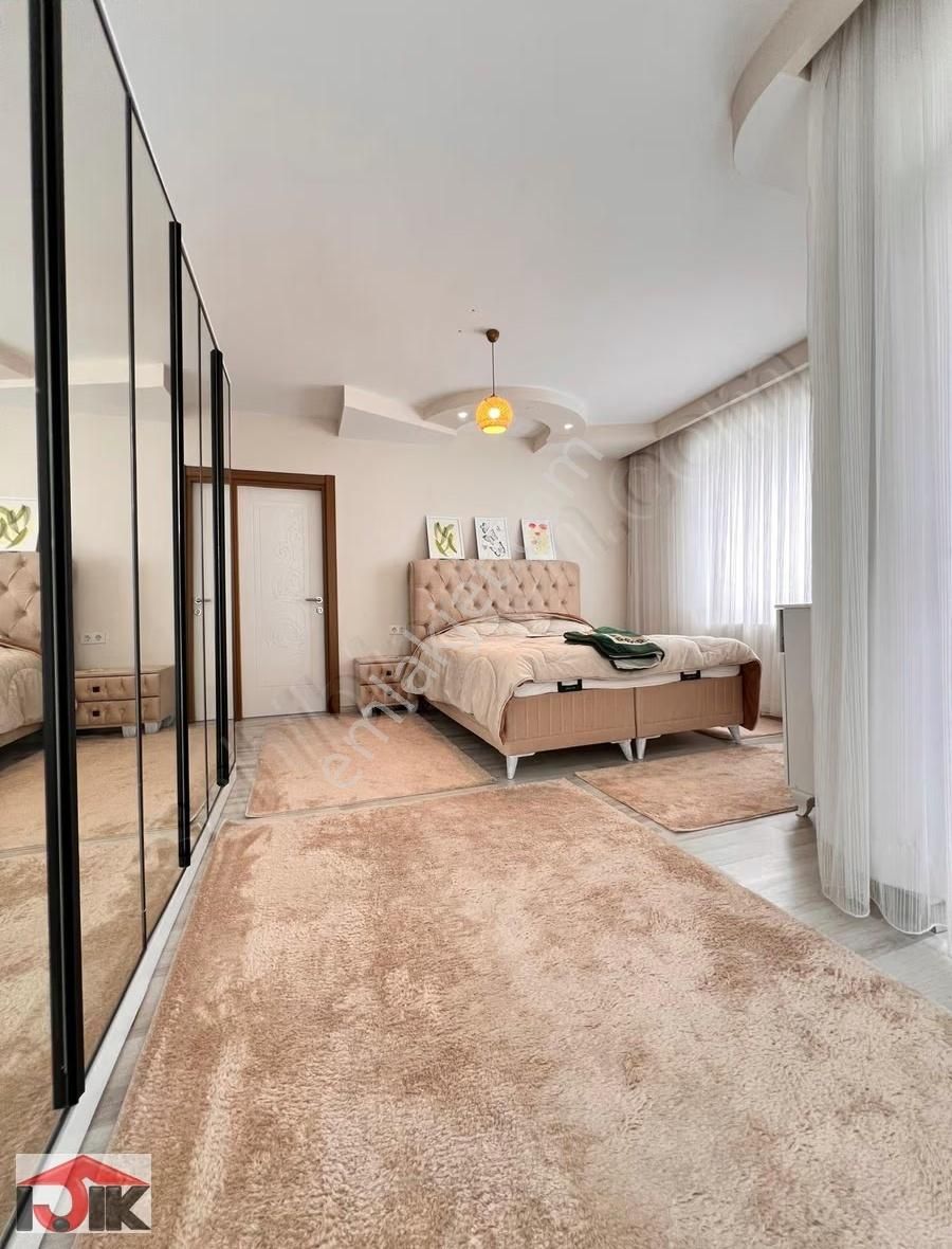 Beylikdüzün Yeşilyurt Cad. Emniyet Müddürlüğü Yanında 3+1 Daire - Görsel 6