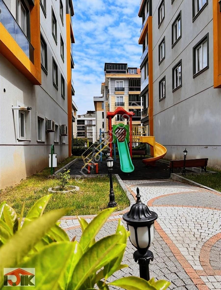 Beylikdüzün Yeşilyurt Cad. Emniyet Müddürlüğü Yanında 3+1 Daire - Görsel 22