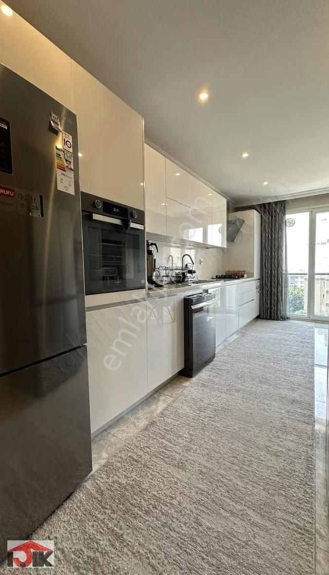 Yeşilyurt Caddesinde Ultra Lüks 4+2 Ayrı Girişli Dublex - Görsel 4