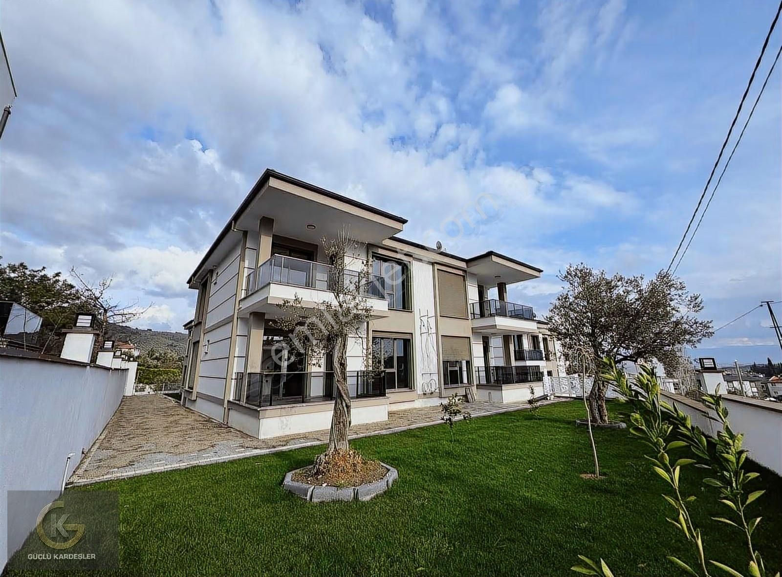 Güçlü Kardeşler Gürede Havuzlu Site İçerisinde 2+1 Daireler - Görsel 15