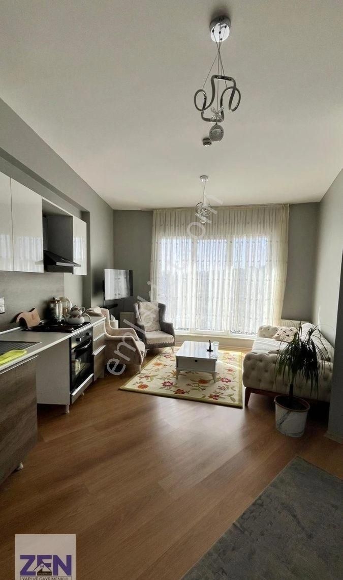 Site İçinde Full Eşyalı 1+1 Acil Kiralık Daire - Görsel 20