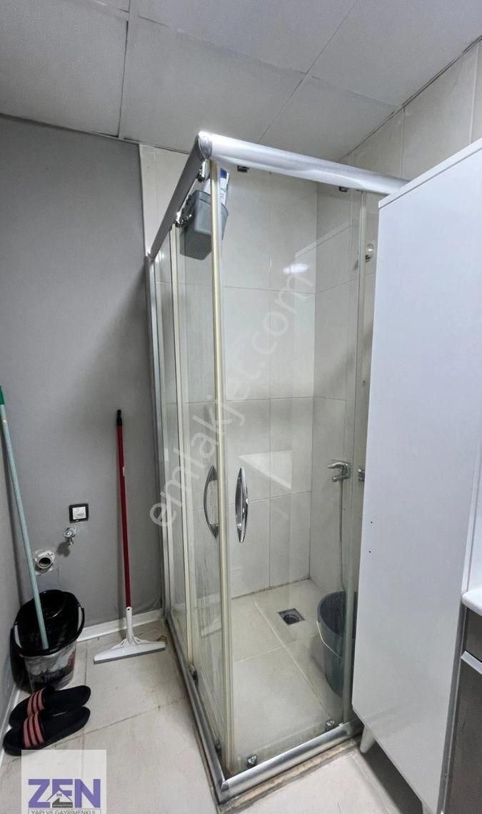 Site İçinde Full Eşyalı 1+1 Acil Kiralık Daire - Görsel 24