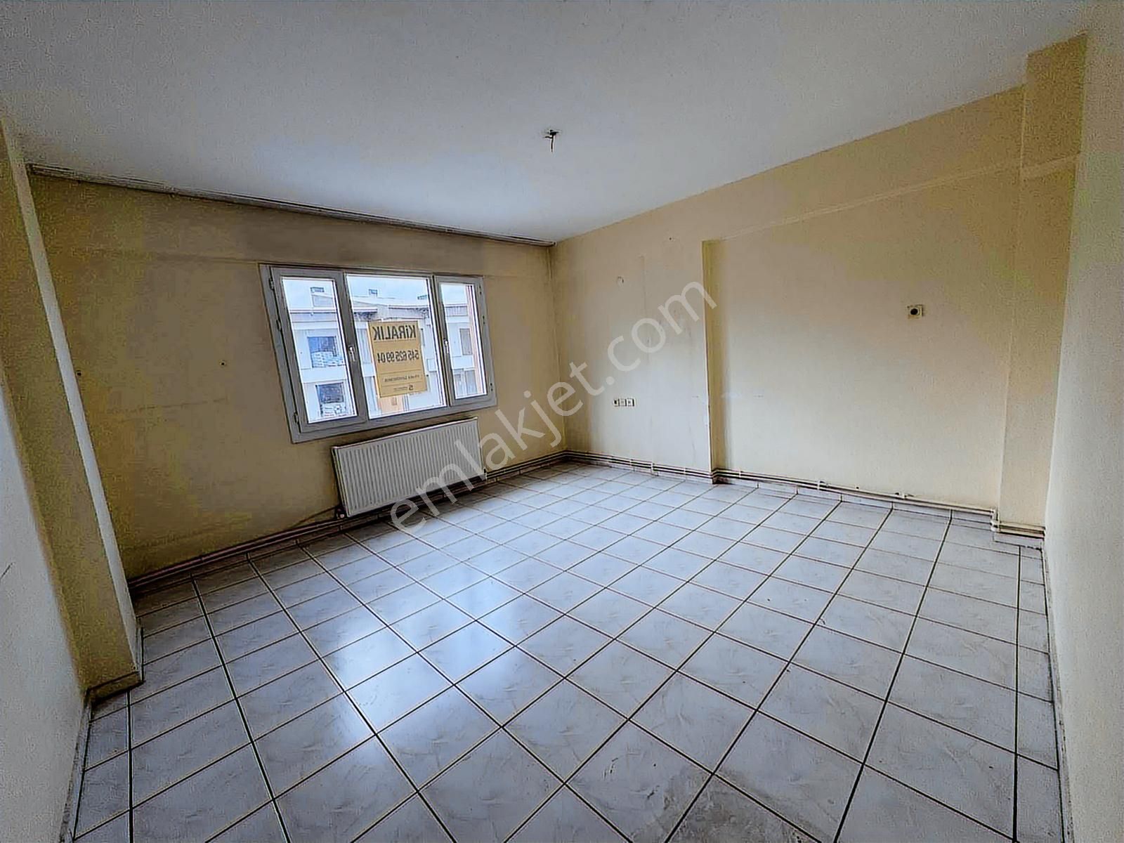 Cadde Üzeri Mükemmel Lokasyon 3+1 - Görsel 15