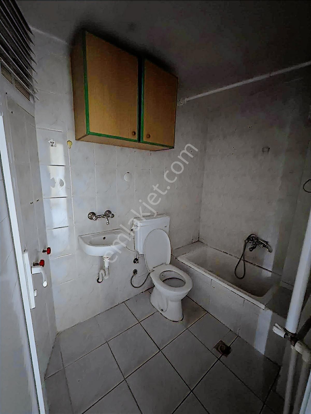 Cadde Üzeri Mükemmel Lokasyon 3+1 - Görsel 31