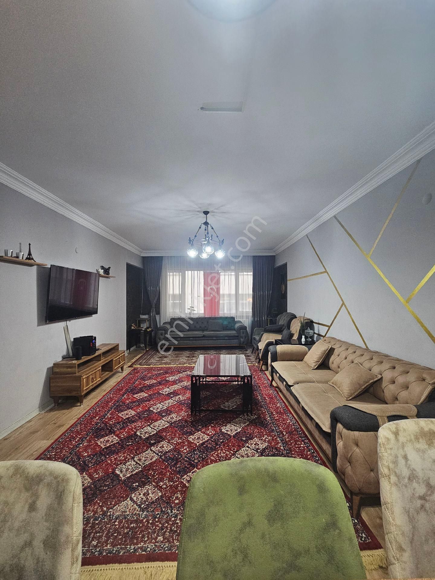 Cumhuriyet Mahallesi Satılık 3+1 Daire - Görsel 3