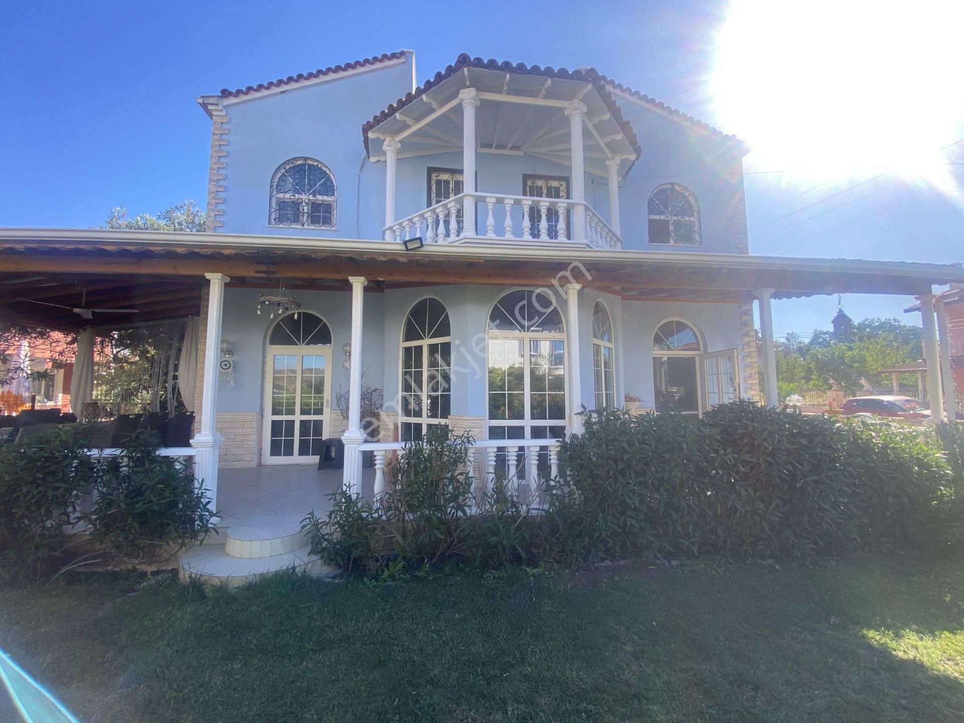 Ayvalık Sarımsaklı Da Satılık Dubleks Villa. Denize 150 Metre Mesafededir - Görsel 18