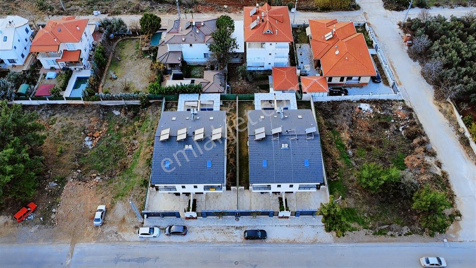 Döşemealtı Yeşilbayır Ayrı Giriş Müstakil Havuzlu Triplex Villa - Görsel 2