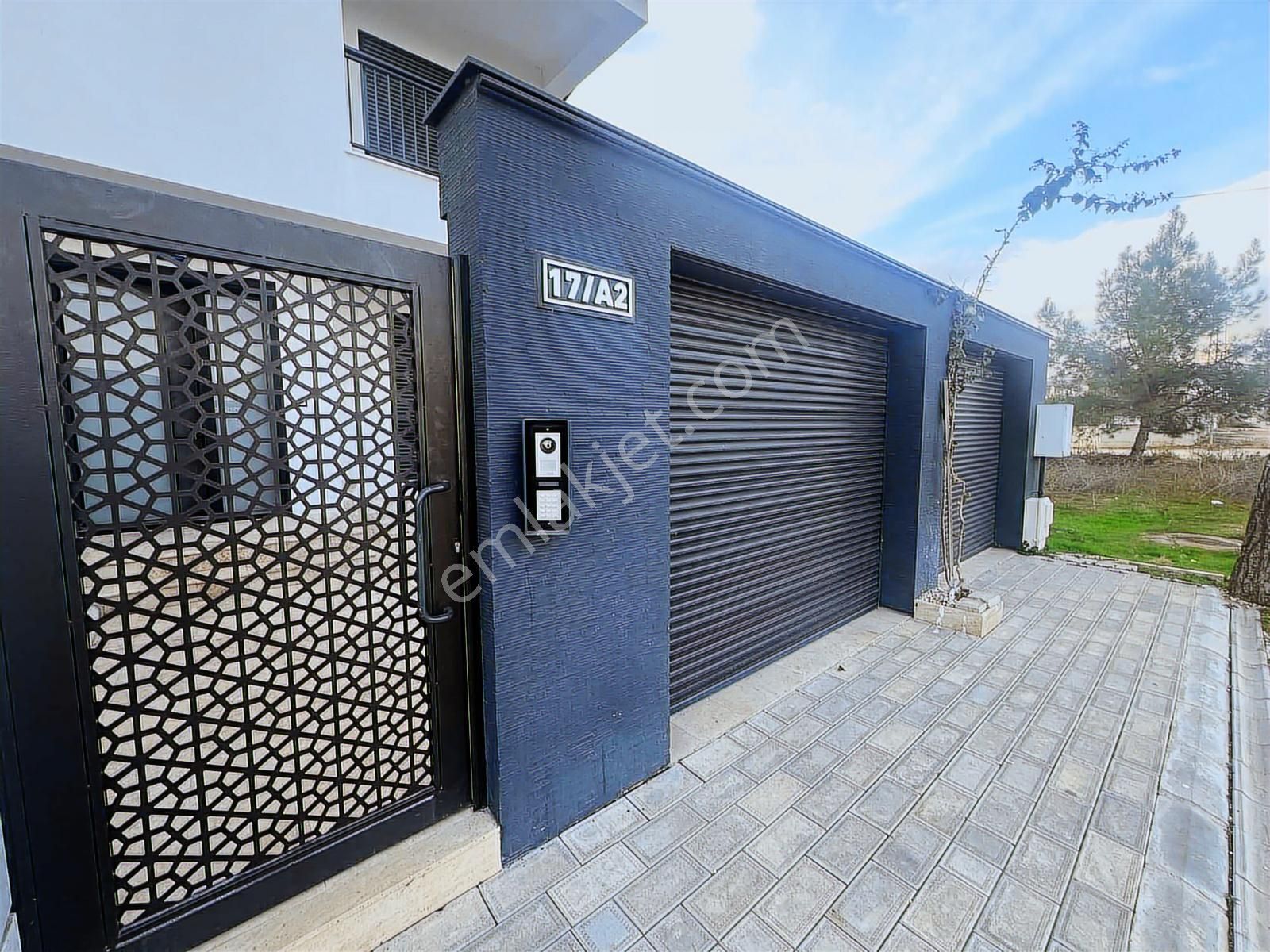 Döşemealtı Yeşilbayır Ayrı Giriş Müstakil Havuzlu Triplex Villa - Görsel 6