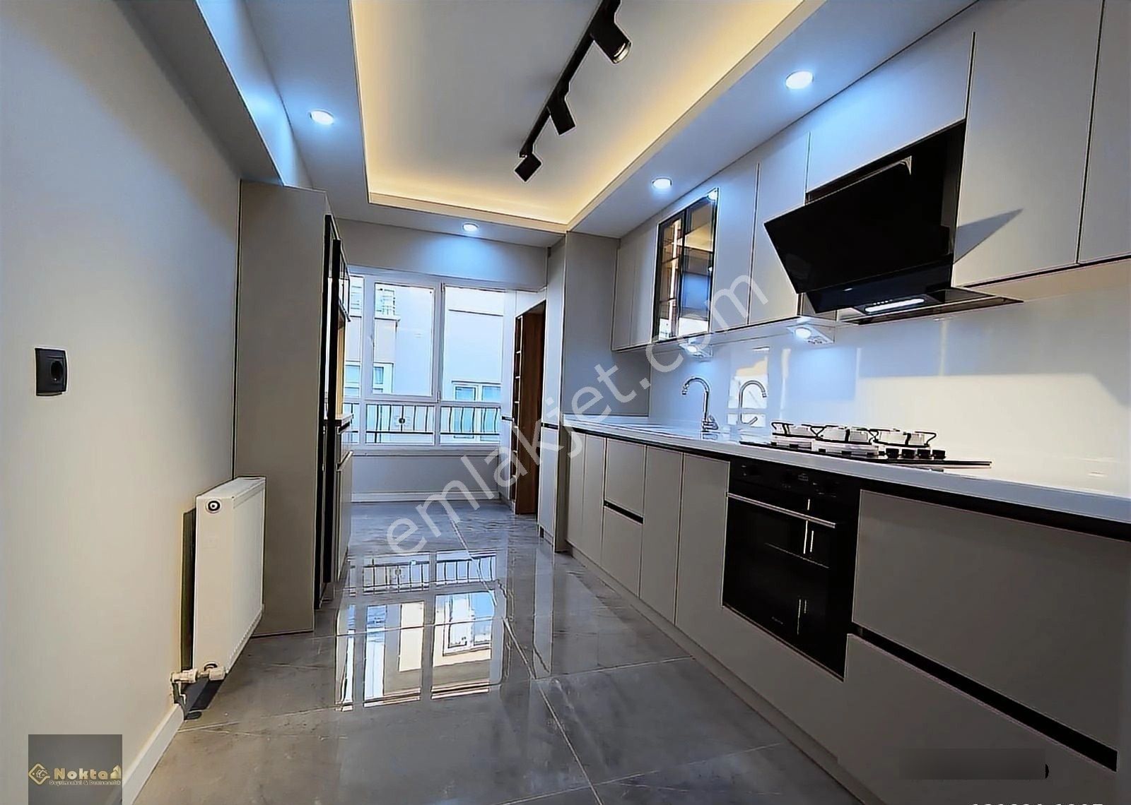 İstasyon Mahallesinde Komple Yapılı 3+1// 125m2 Son Katta - Görsel 25