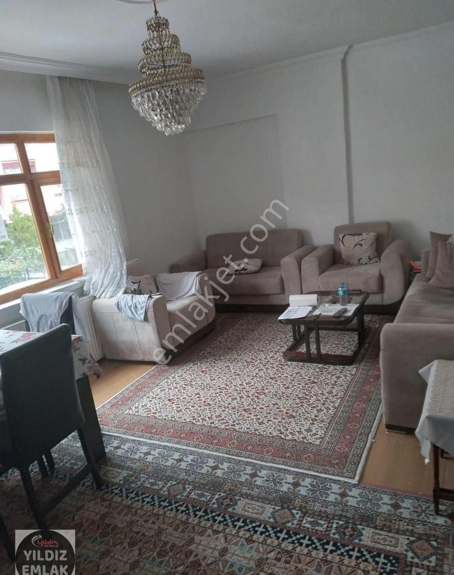3+1 Bağımsız Salon Ön Cephe Satılık Daire Yıldız Emlak'tan