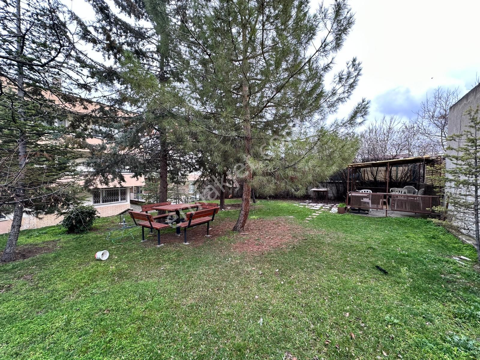 Uzman Emlak Ofisinden Çiçekli Mh.de Bağımsız Geniş 3+1 Daire - Görsel 23