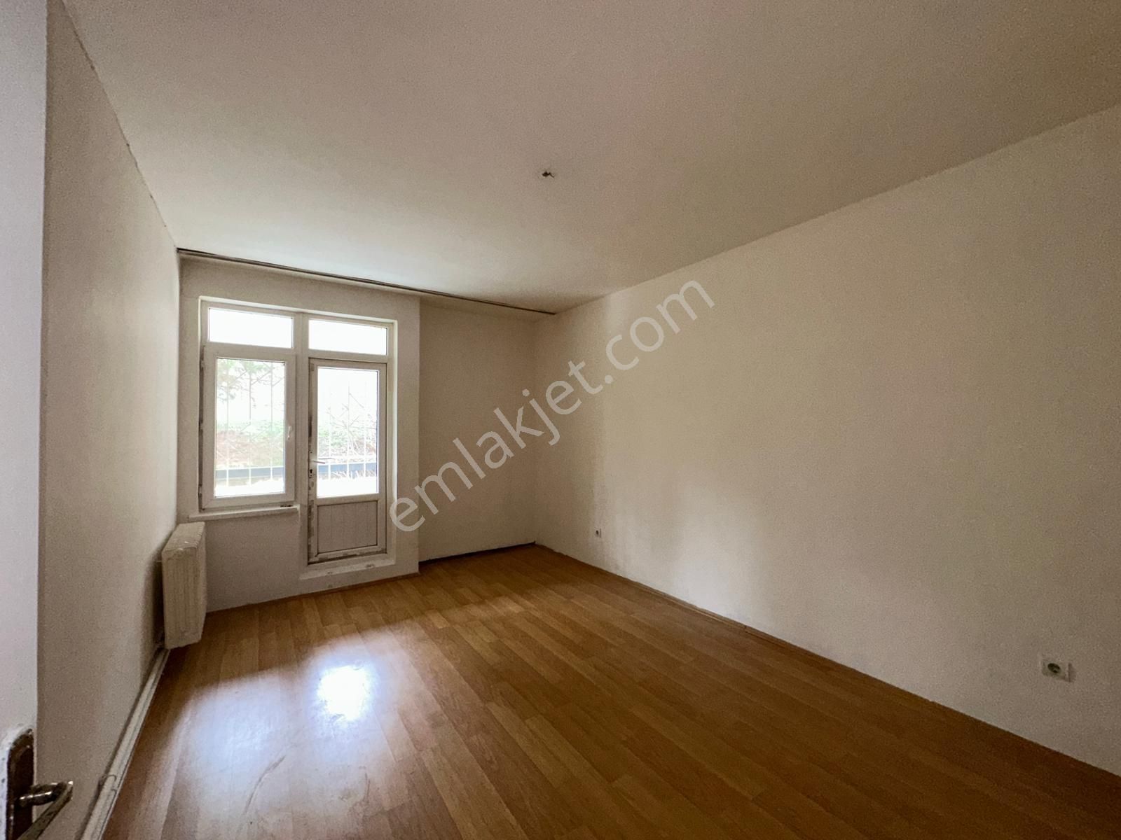 Uzman Emlak Ofisinden Çiçekli Mh.de Bağımsız Geniş 3+1 Daire - Görsel 11