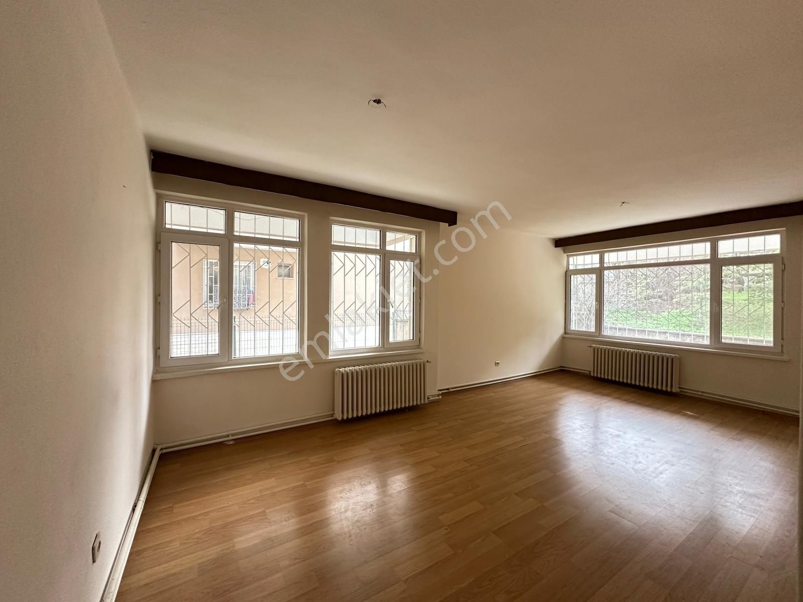 Uzman Emlak Ofisinden Çiçekli Mh.de Bağımsız Geniş 3+1 Daire - Görsel 6