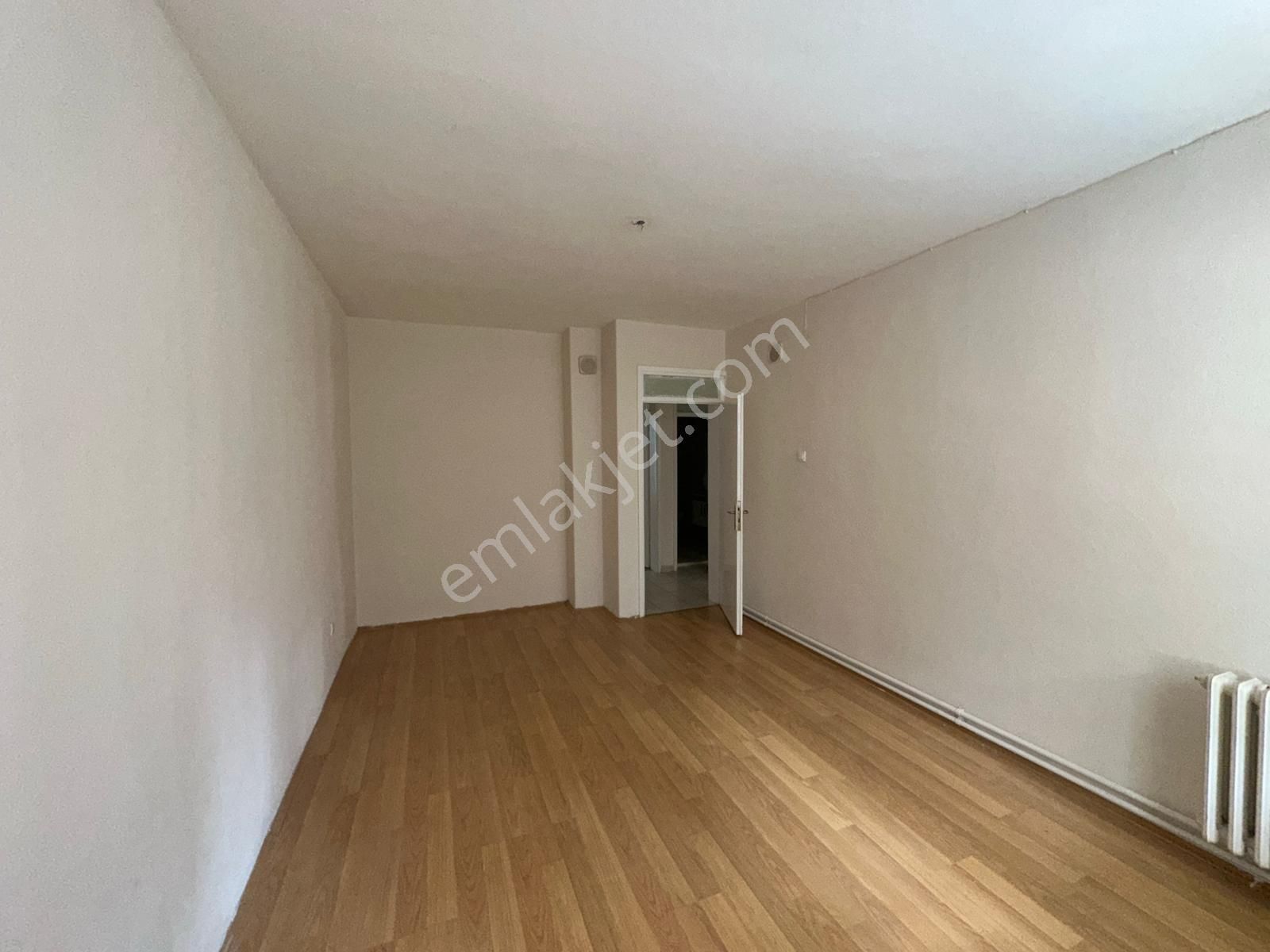 Uzman Emlak Ofisinden Çiçekli Mh.de Bağımsız Geniş 3+1 Daire - Görsel 12