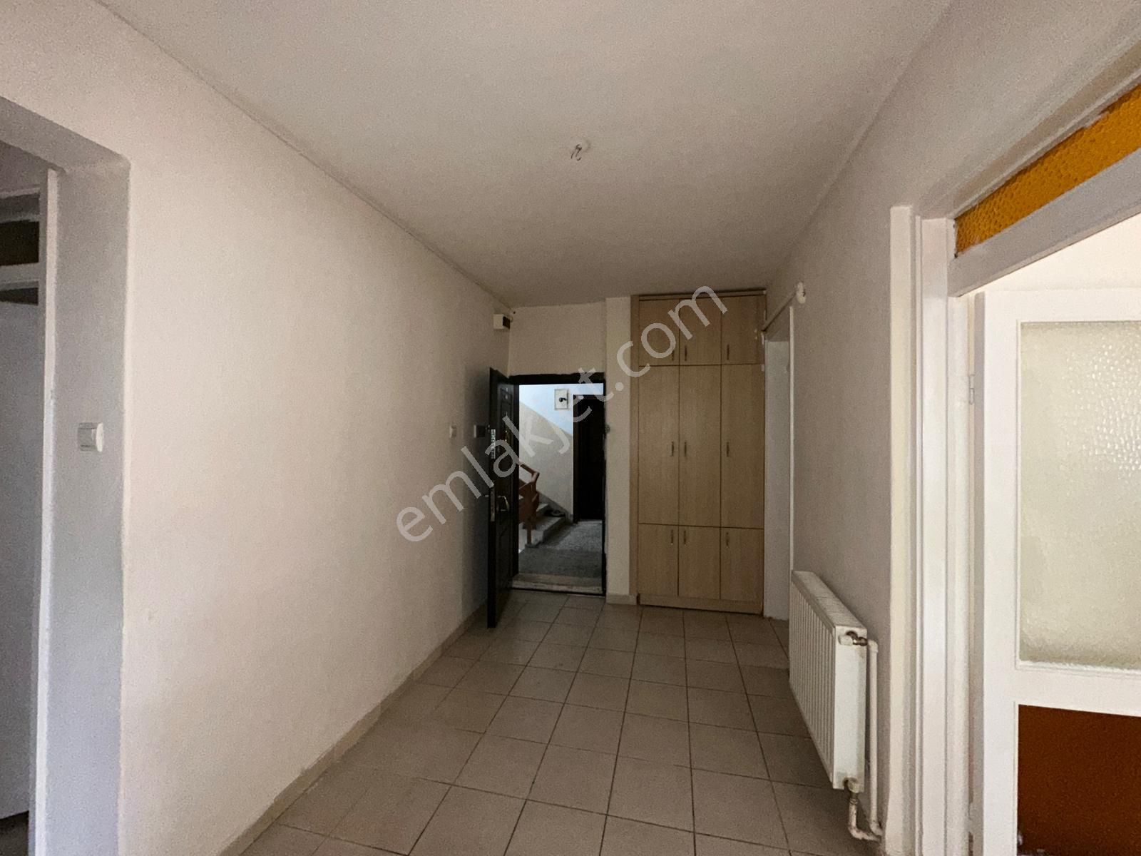 Uzman Emlak Ofisinden Çiçekli Mh.de Bağımsız Geniş 3+1 Daire - Görsel 18