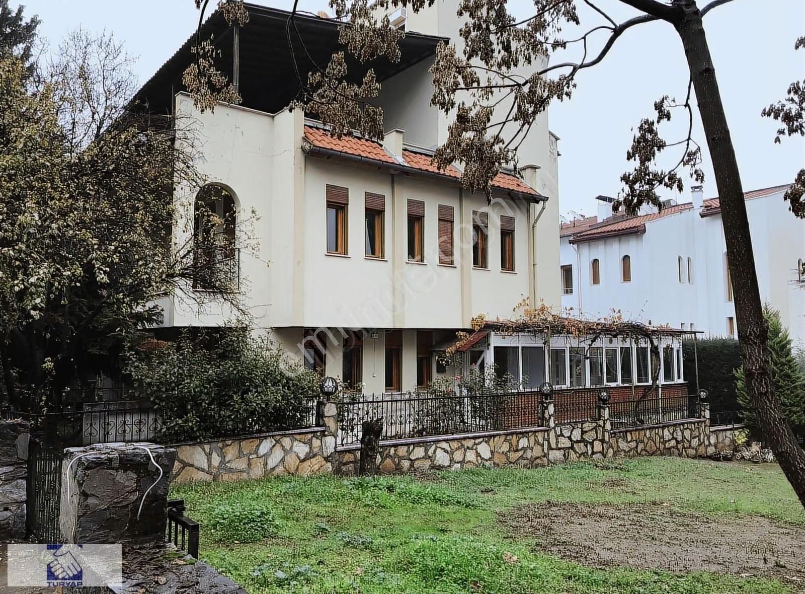 Çamlık'ta Kiralık Villa - Görsel 3