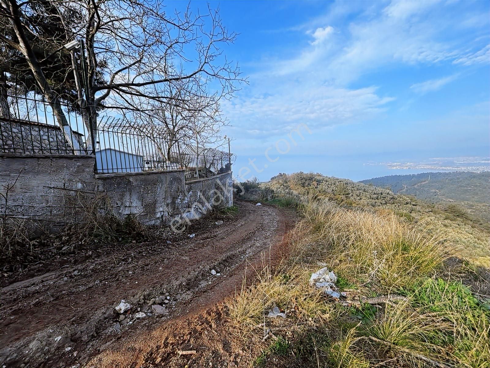 Gündoğdu'da Yatırımcıya Özel Doğa Manzaralı Tarla - Görsel 11