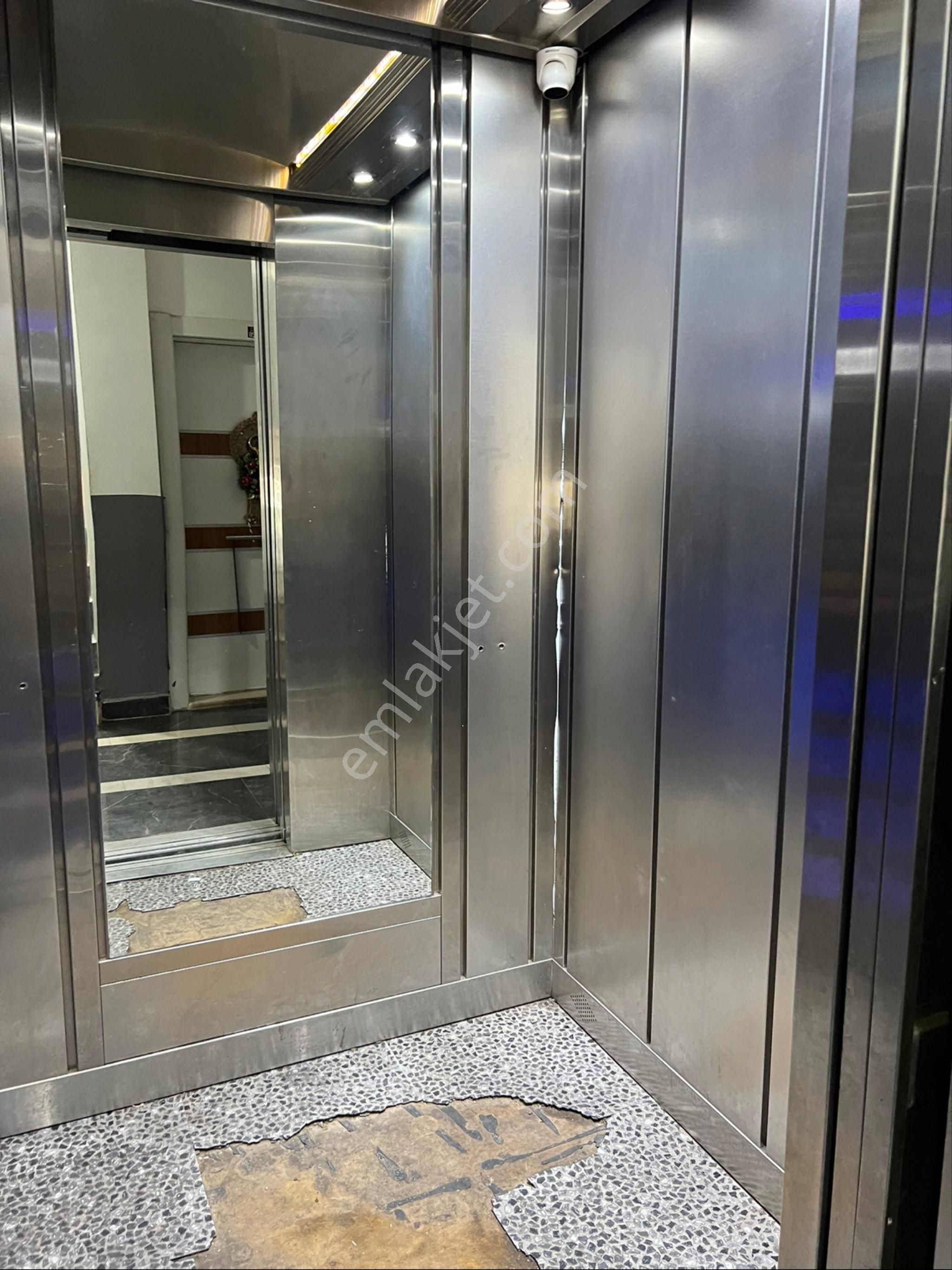 Havuzlu Ve Geniş Daire İsteyenlere Muhteşem Sitede Dairemiz İlanda - Görsel 28