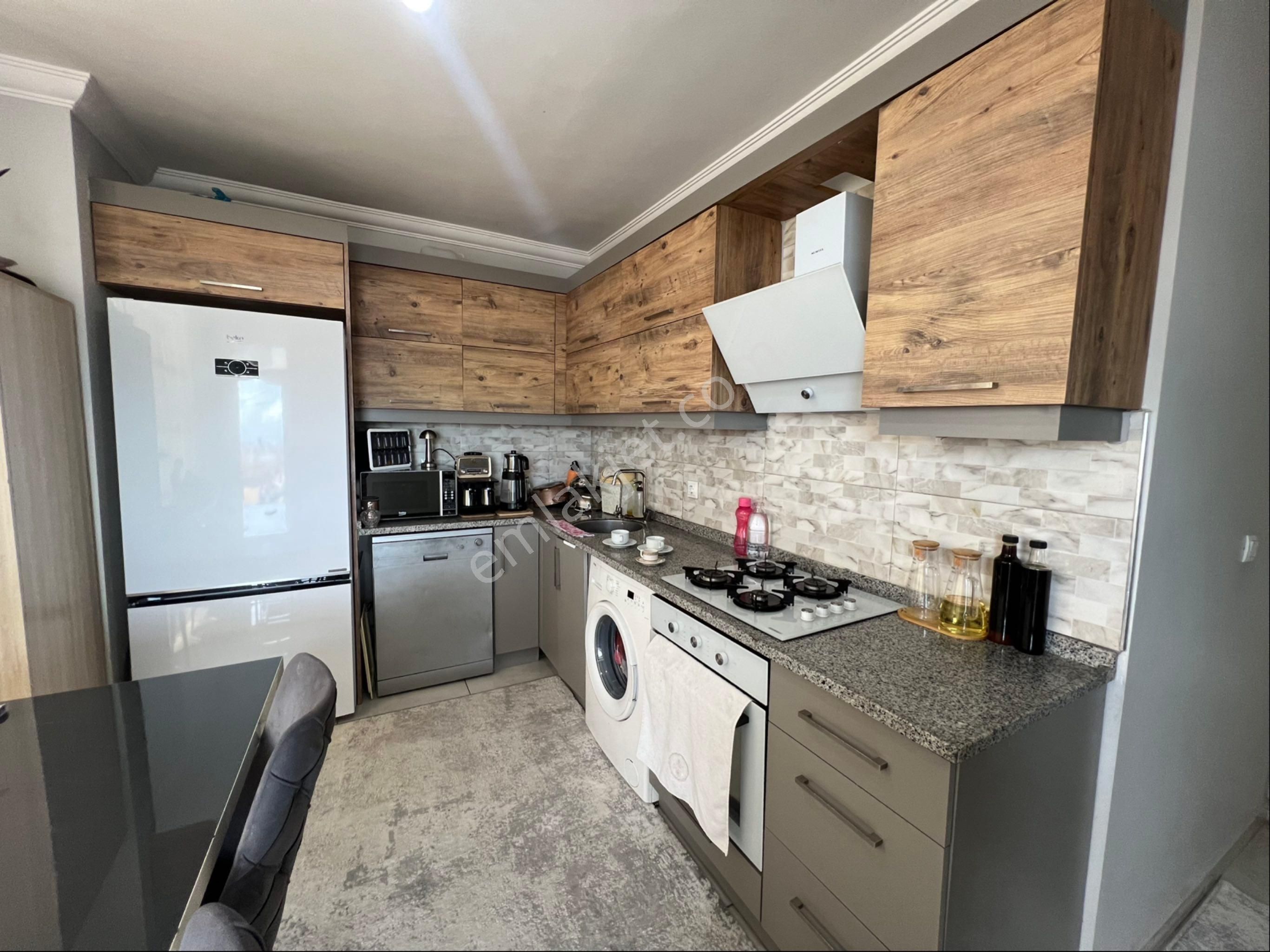 Havuzlu Ve Geniş Daire İsteyenlere Muhteşem Sitede Dairemiz İlanda - Görsel 2