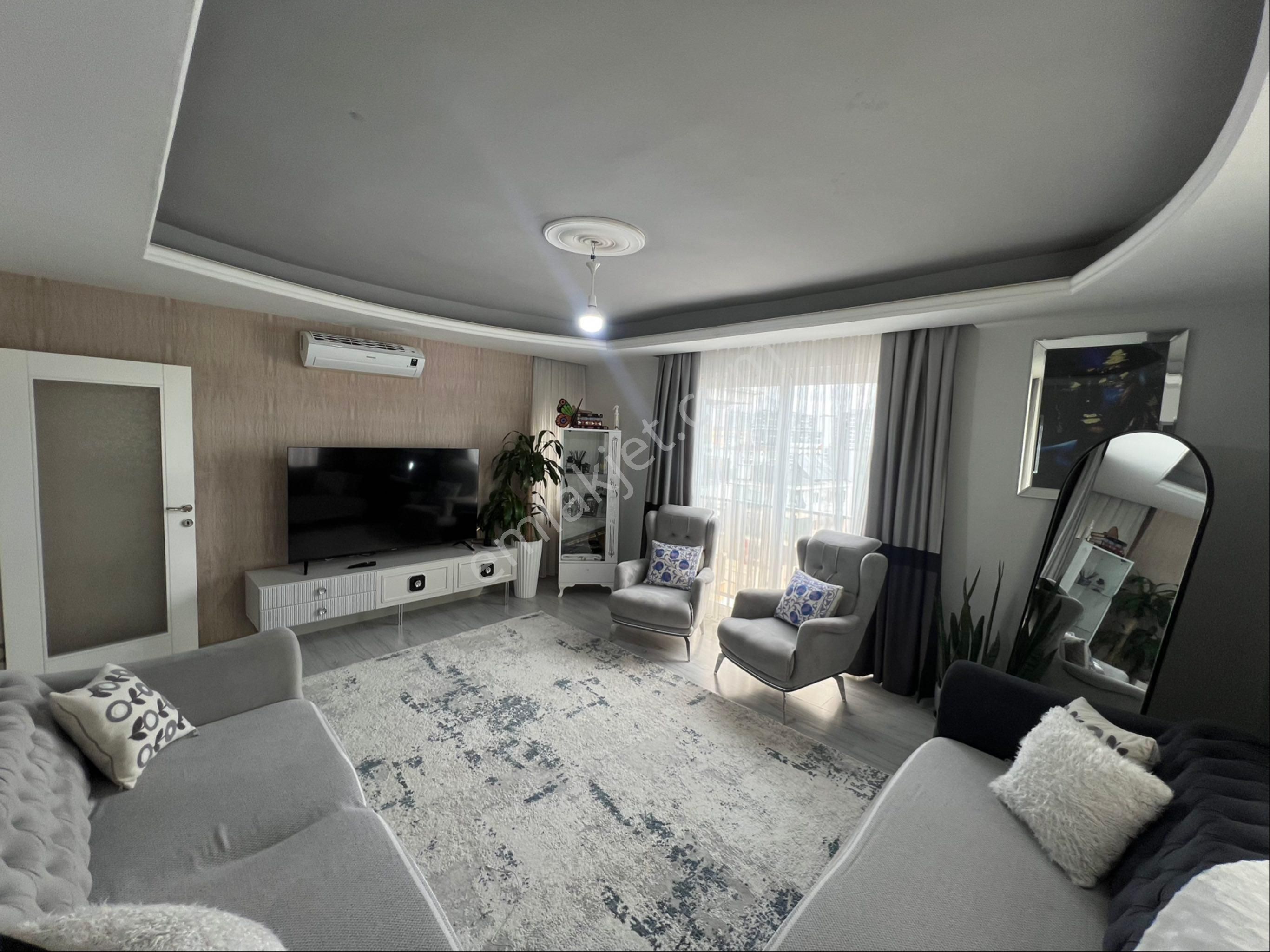 Havuzlu Ve Geniş Daire İsteyenlere Muhteşem Sitede Dairemiz İlanda - Görsel 14